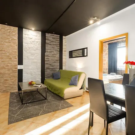 Tramontana Apartment *